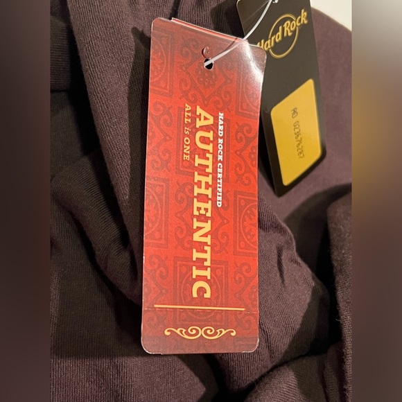 NWT WOMEN’S HARD ROCK CAFE LAS VEGAS T-SHIRT. - Picture 7 of 10